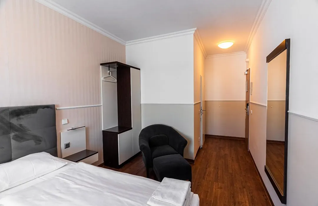 Hotel Prens Berlin-1